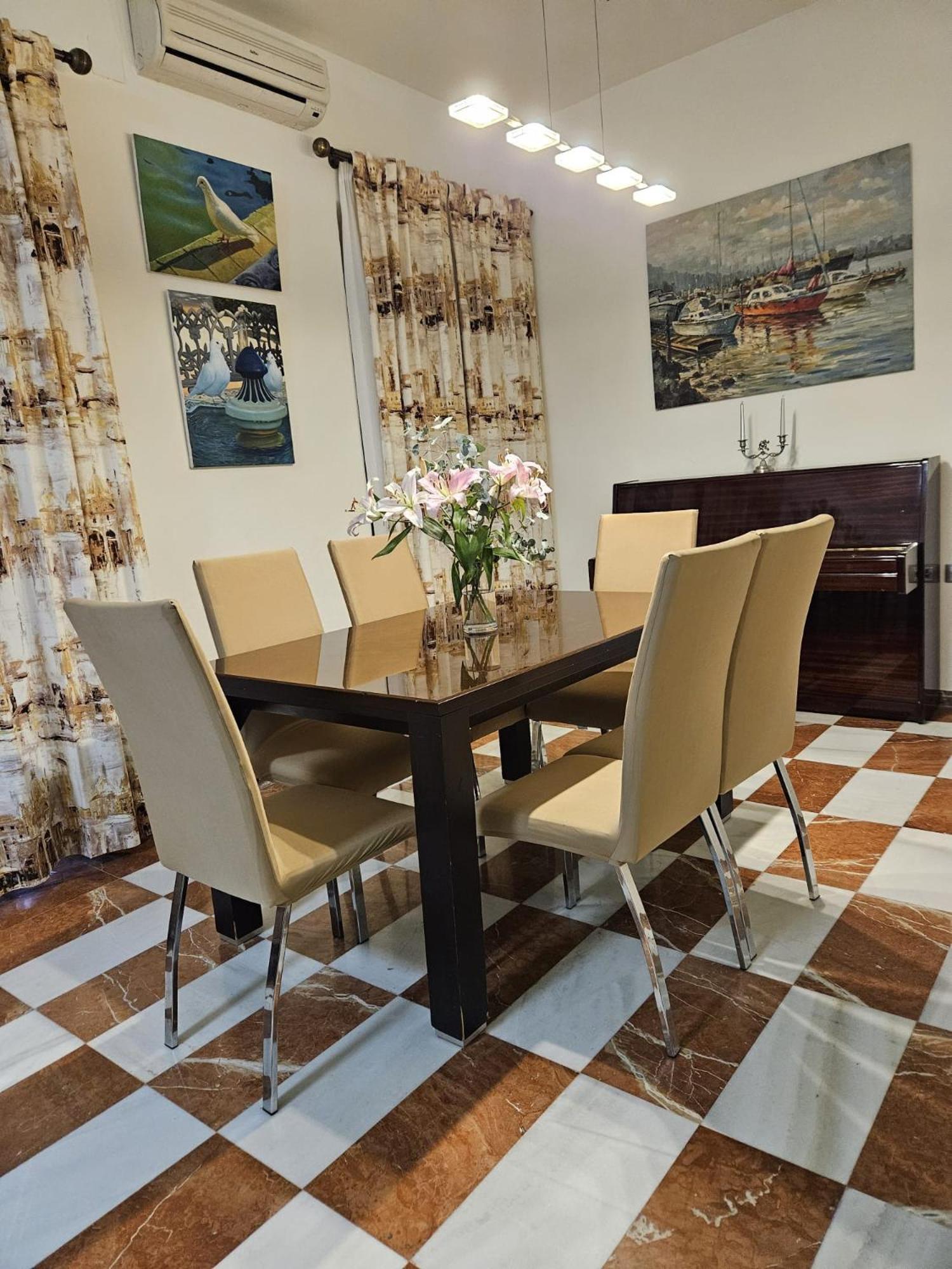 Piso Deluxe Argote Apartment Севиля Екстериор снимка